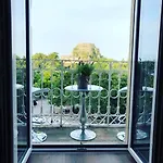 Old Fortress Luxury Suite